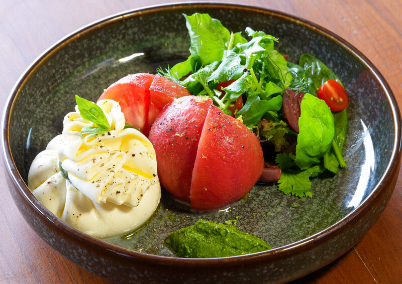 Burrata & Tomato Salad